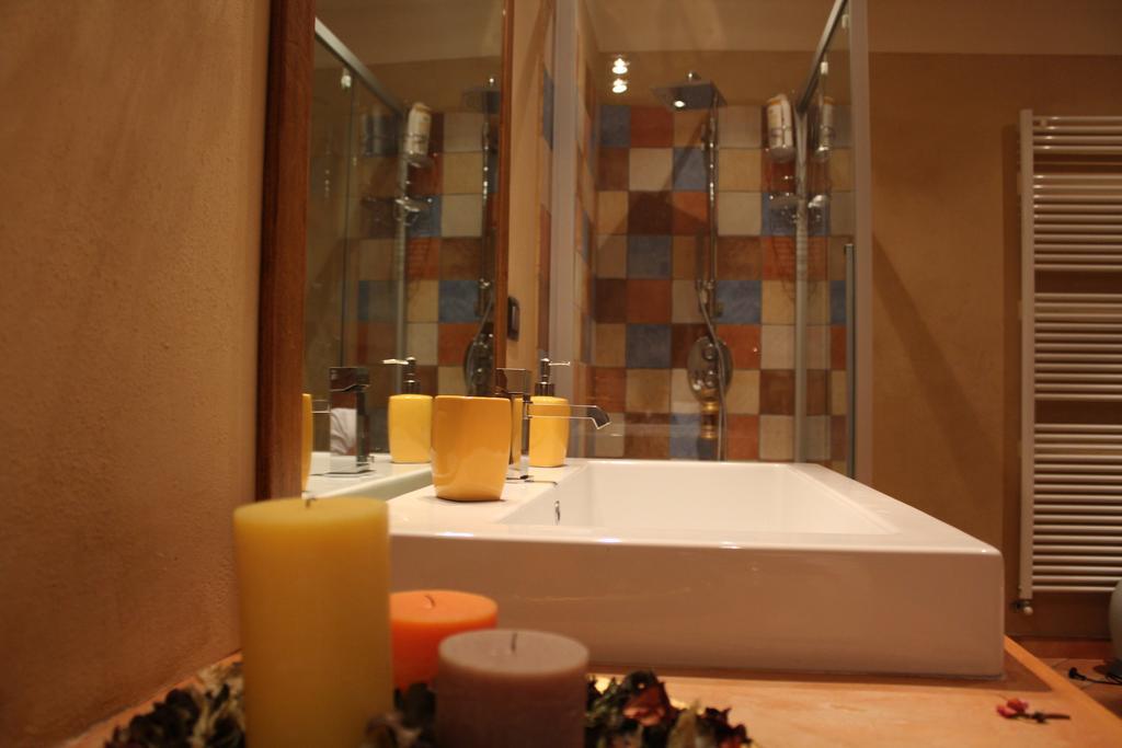 Holiday Home Ca' Del Cinema Mombercelli Phòng bức ảnh