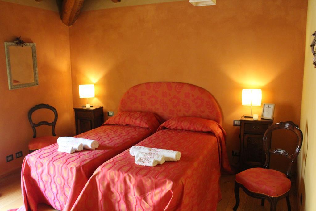 Holiday Home Ca' Del Cinema Mombercelli Phòng bức ảnh