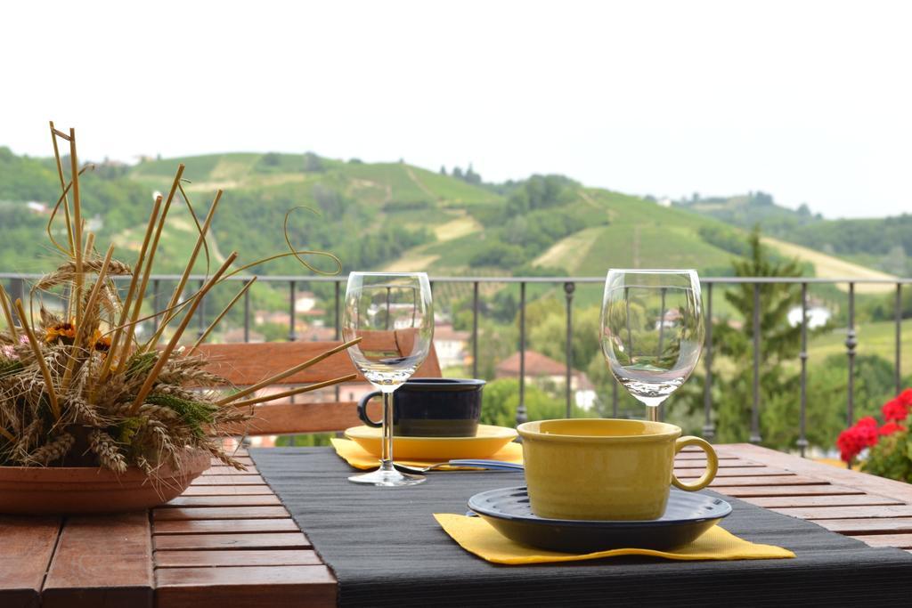 Holiday Home Ca' Del Cinema Mombercelli Ngoại thất bức ảnh